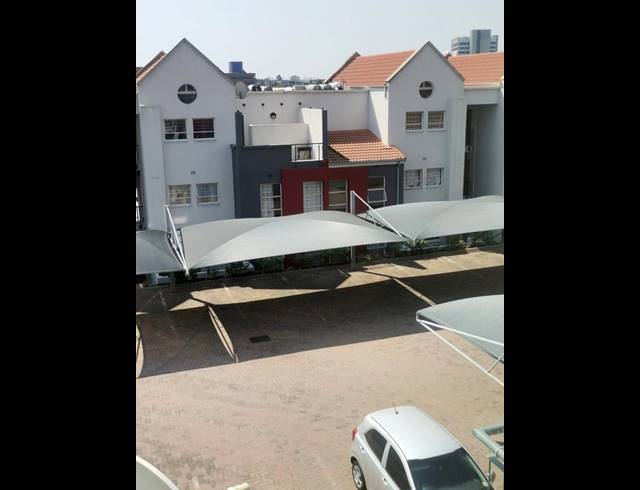 1 BEDROOM APARTMENT FOR SALE IN RANDBURG CENTRAL